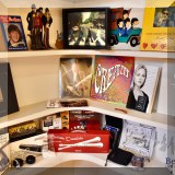 C28. Music collectibles. 
